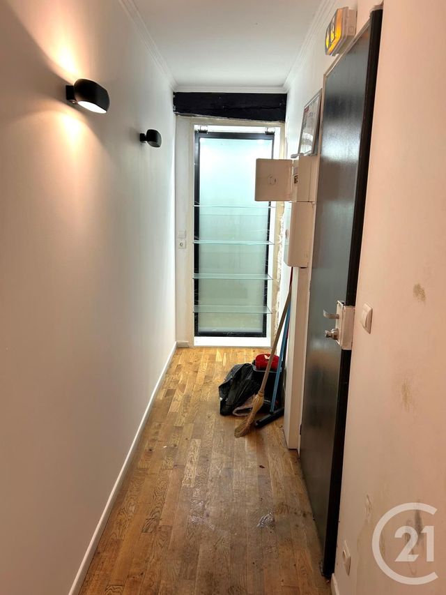 Afficher la photo en grand Divers à vendre - 60,70 m2 - Paris - 75004 - ILE-DE-FRANCE