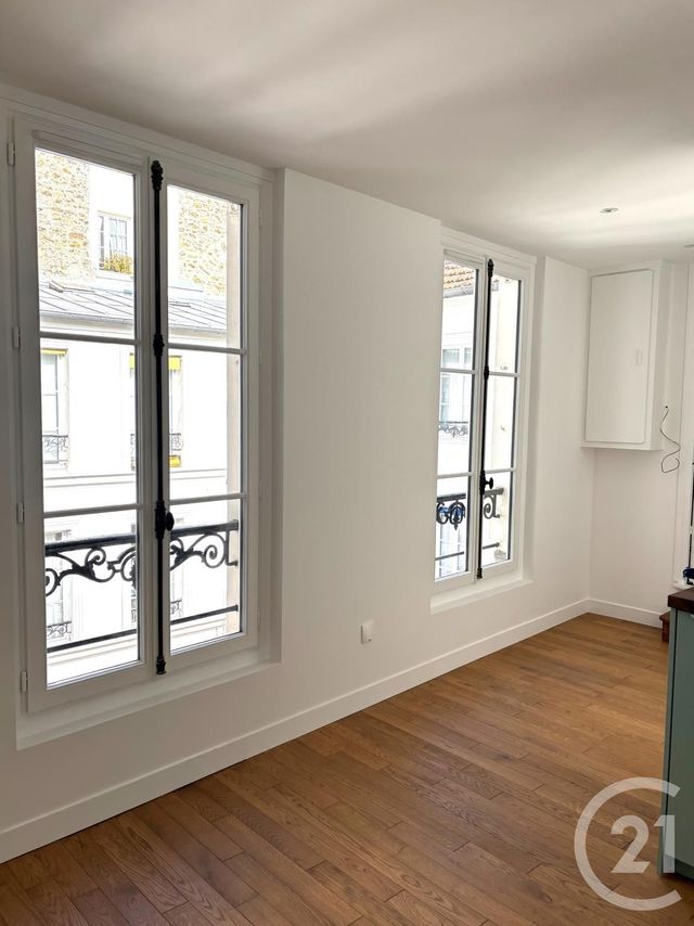 Afficher la photo en grand Appartement F1 à vendre - 1 pièce - 16,69 m2 - Paris - 75004 - ILE-DE-FRANCE