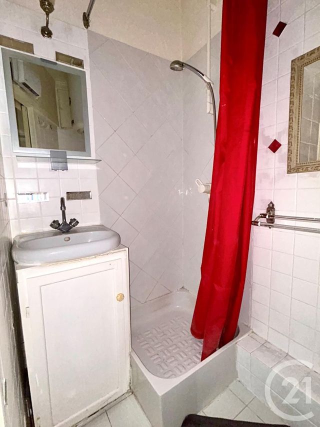 Afficher la photo en grand Appartement F1 à vendre - 1 pièce - 25,85 m2 - Paris - 75004 - ILE-DE-FRANCE