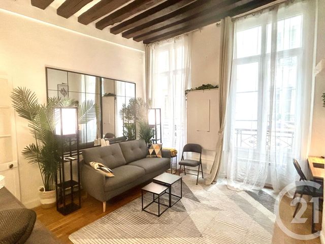 Afficher la photo en grand Appartement Studio à louer - 1 pièce - 28,36 m2 - Paris - 75004 - ILE-DE-FRANCE
