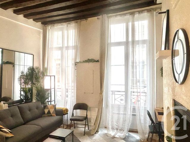 Afficher la photo en grand Appartement Studio à louer - 1 pièce - 28,36 m2 - Paris - 75004 - ILE-DE-FRANCE