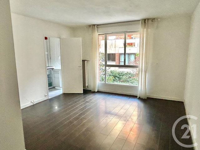 Appartement F1 à louer PARIS