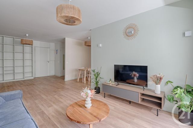 Appartement F3 à vendre - 3 pièces - 71 m2 - Paris - 75007 - ILE-DE-FRANCE