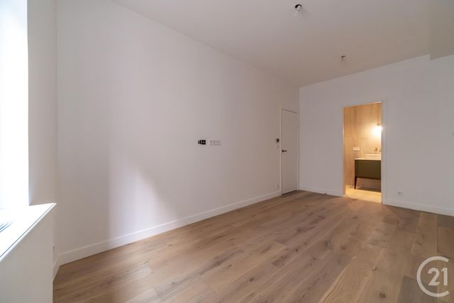 Appartement F4 à vendre - 4 pièces - 122 m2 - Paris - 75006 - ILE-DE-FRANCE