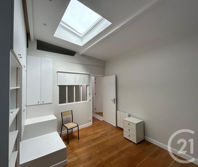 Appartement Duplex &agrave; louer - 3 pi&egrave;ces - 58,30 m2 - Paris - 75002 - ILE-DE-FRANCE