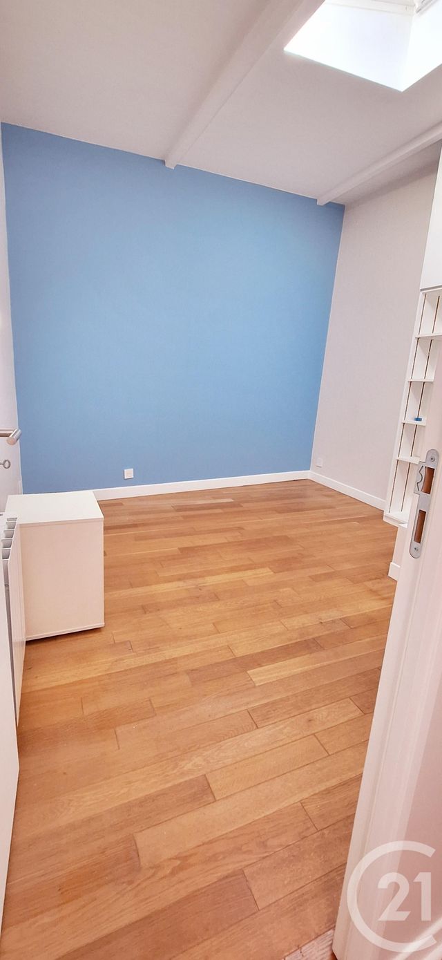 Appartement Duplex &agrave; louer - 3 pi&egrave;ces - 58,30 m2 - Paris - 75002 - ILE-DE-FRANCE