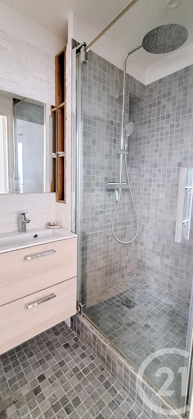 Appartement F1 &agrave; louer - 1 pi&egrave;ce - 26,46 m2 - Paris - 75011 - ILE-DE-FRANCE