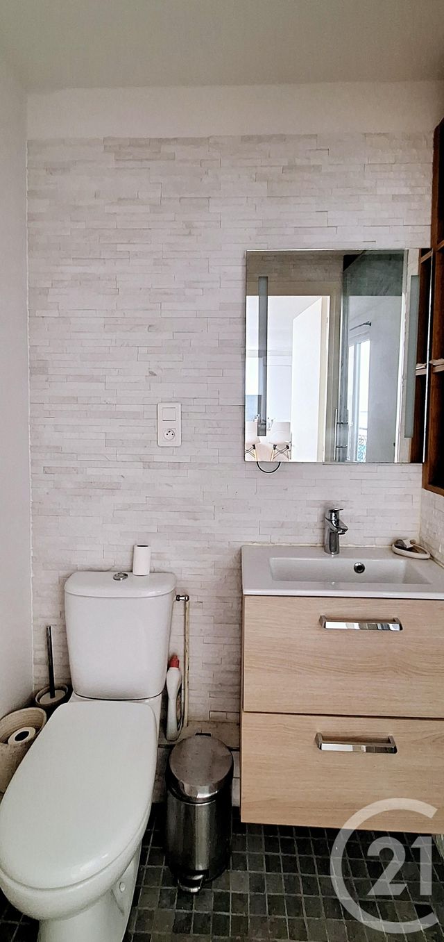 Appartement F1 &agrave; louer - 1 pi&egrave;ce - 26,46 m2 - Paris - 75011 - ILE-DE-FRANCE