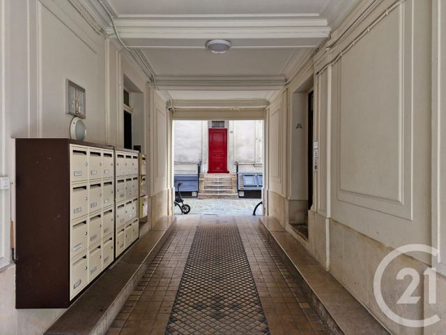 Chambre &agrave; vendre - 1 pi&egrave;ce - 5,37 m2 - Paris - 75009 - ILE-DE-FRANCE