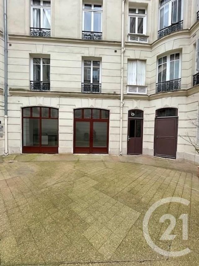 Local à louer - 1 pièce - 33,22 m2 - Paris - 75008 - ILE-DE-FRANCE