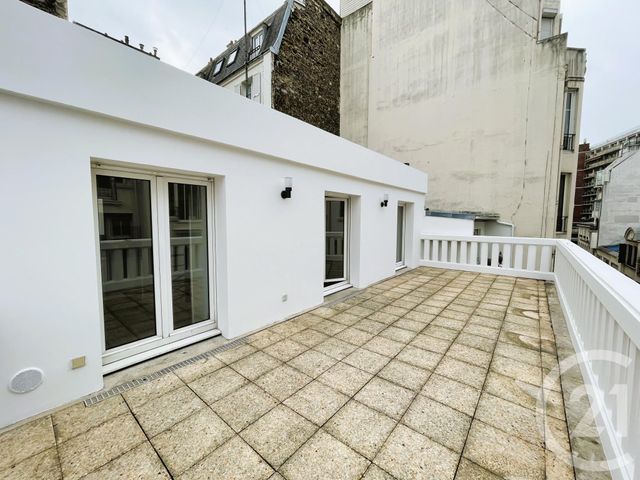 Appartement Duplex à louer - 4 pièces - 87,23 m2 - Paris - 75008 - ILE-DE-FRANCE