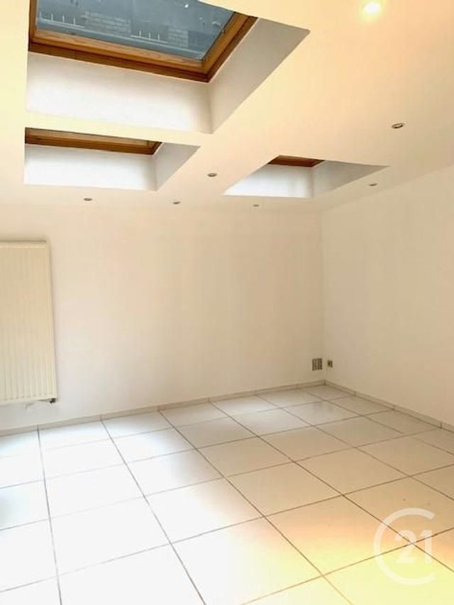 Appartement Loft à vendre - 4 pièces - 111,60 m2 - Paris - 75008 - ILE-DE-FRANCE