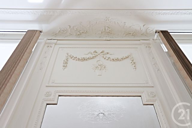 Appartement F3 à vendre - 3 pièces - 64 m2 - Paris - 75008 - ILE-DE-FRANCE