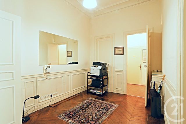 Appartement F3 à vendre - 3 pièces - 64 m2 - Paris - 75008 - ILE-DE-FRANCE