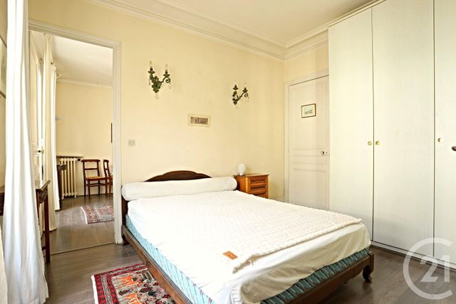 Afficher la photo en grand Appartement F4 à vendre - 4 pièces - 72 m2 - Paris - 75017 - ILE-DE-FRANCE