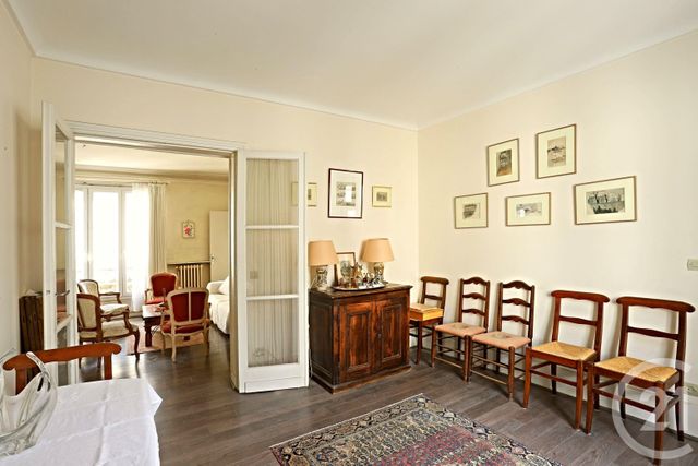 Afficher la photo en grand Appartement F4 à vendre - 4 pièces - 72 m2 - Paris - 75017 - ILE-DE-FRANCE