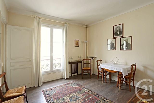 Afficher la photo en grand Appartement F4 à vendre - 4 pièces - 72 m2 - Paris - 75017 - ILE-DE-FRANCE