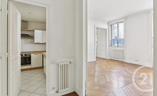 Afficher la photo en grand Appartement F2 à vendre - 2 pièces - 73 m2 - Paris - 75008 - ILE-DE-FRANCE