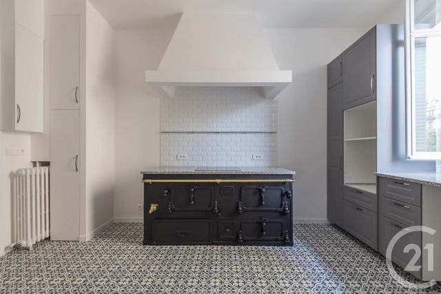 Appartement F6 à louer - 6 pièces - 198,47 m2 - Paris - 75008 - ILE-DE-FRANCE