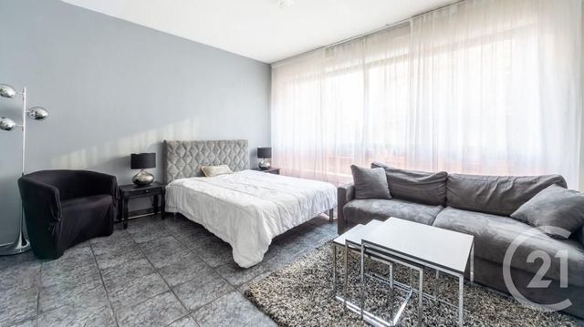 Appartement Studio à vendre PARIS