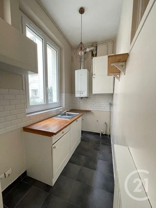 Appartement F2 &agrave; louer - 2 pi&egrave;ces - 40,50 m2 - Paris - 75008 - ILE-DE-FRANCE