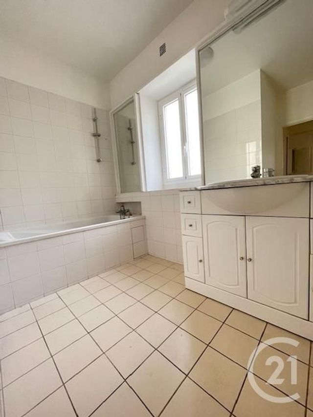 Appartement F2 &agrave; vendre - 2 pi&egrave;ces - 43,84 m2 - Paris - 75008 - ILE-DE-FRANCE