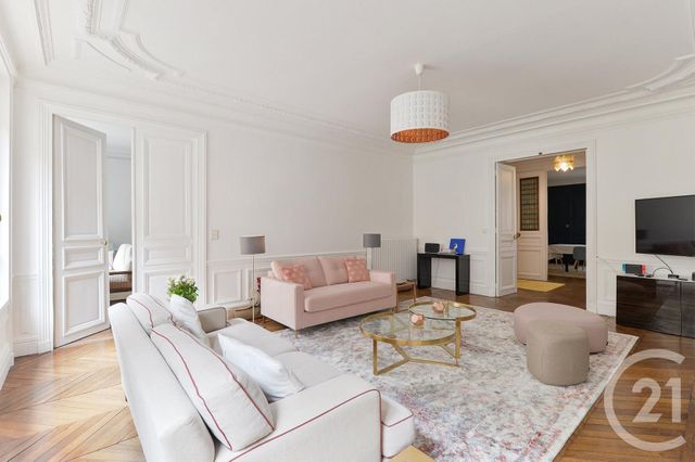 Appartement F5 &agrave; louer - 5 pi&egrave;ces - 155,96 m2 - Paris - 75008 - ILE-DE-FRANCE