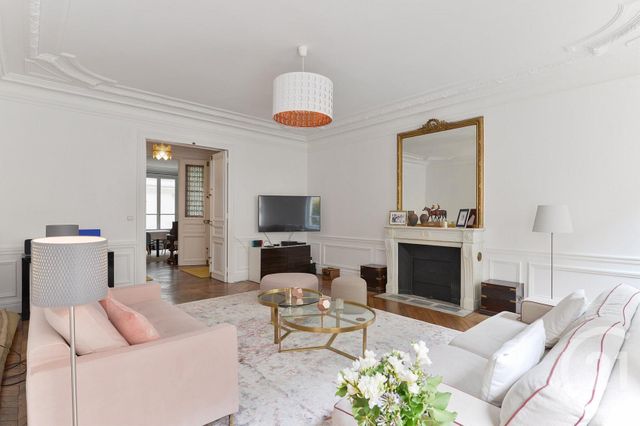 Appartement F5 &agrave; louer - 5 pi&egrave;ces - 155,96 m2 - Paris - 75008 - ILE-DE-FRANCE