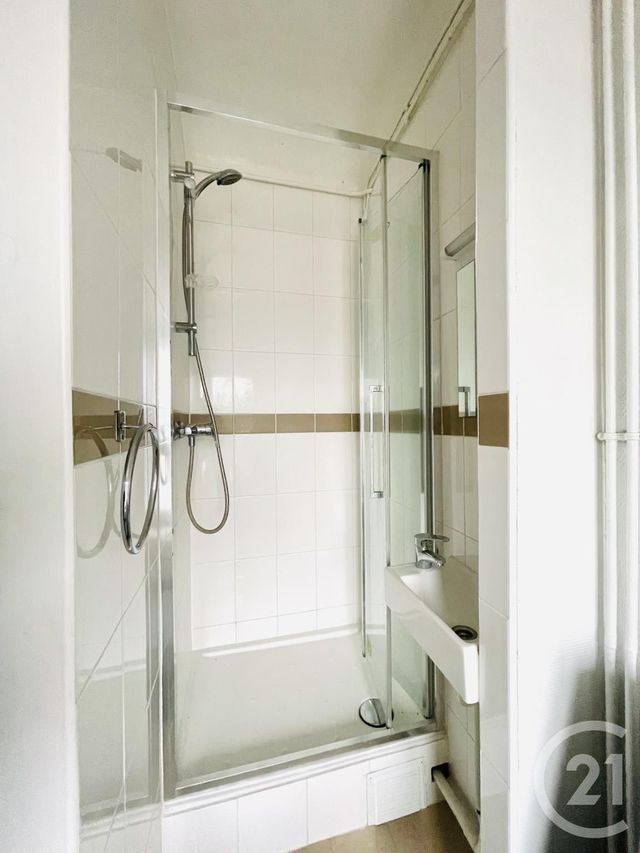 Chambre &agrave; vendre - 1 pi&egrave;ce - 8,05 m2 - Paris - 75008 - ILE-DE-FRANCE