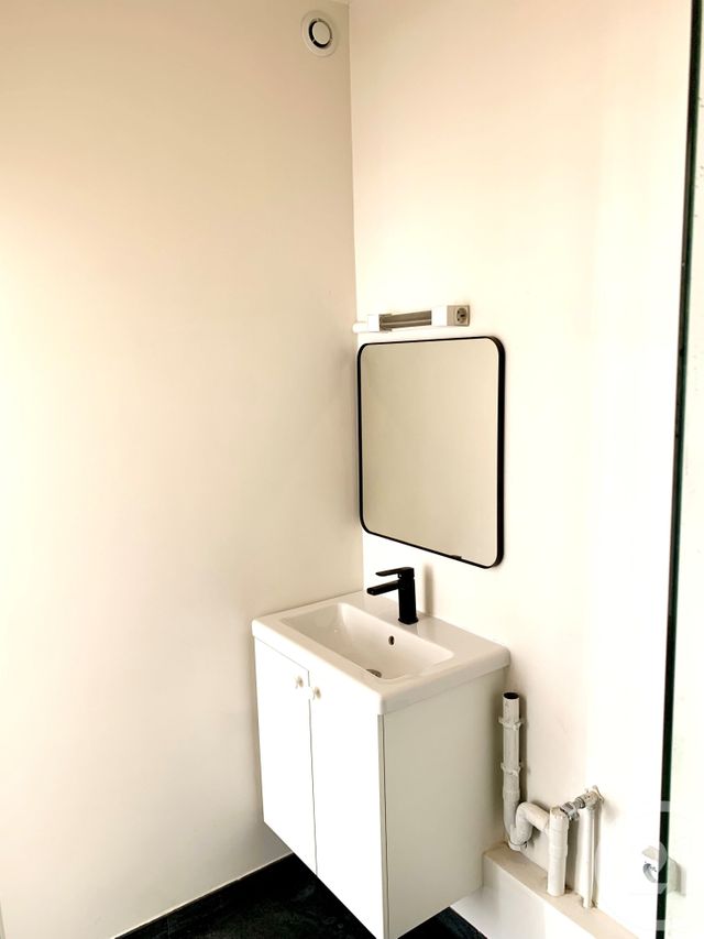 Appartement F1 &agrave; vendre - 1 pi&egrave;ce - 22,50 m2 - Paris - 75008 - ILE-DE-FRANCE