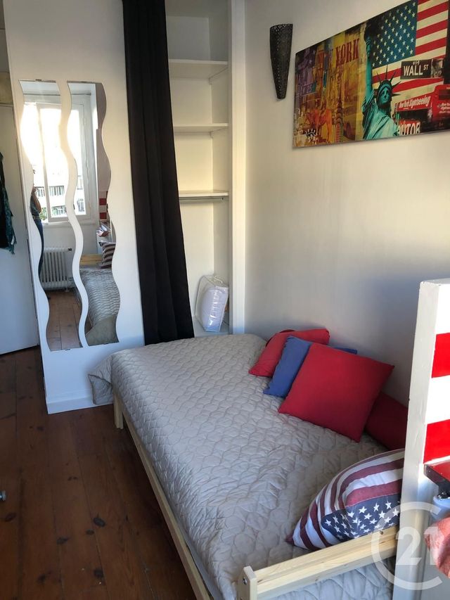 Appartement Studio à louer PARIS