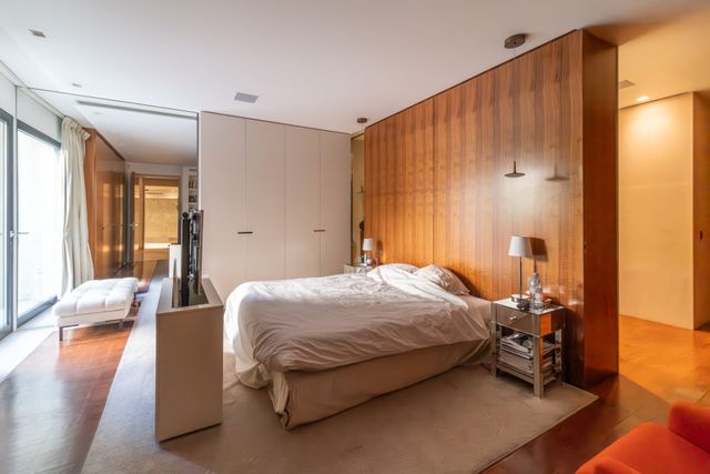 Afficher la photo en grand Appartement à vendre - 7 pièces - 425 m2 - Paris - 75016 - ILE-DE-FRANCE