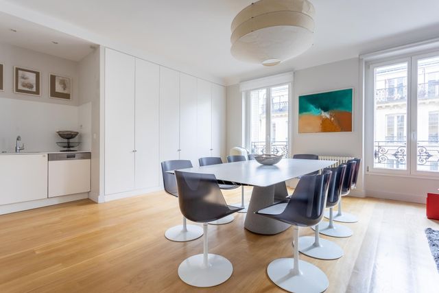 Appartement F6 à vendre - 6 pièces - 205 m2 - Paris - 75008 - ILE-DE-FRANCE