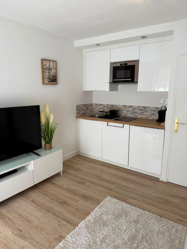 Appartement Studio &agrave; vendre - 1 pi&egrave;ce - 20,25 m2 - Paris - 75017 - ILE-DE-FRANCE