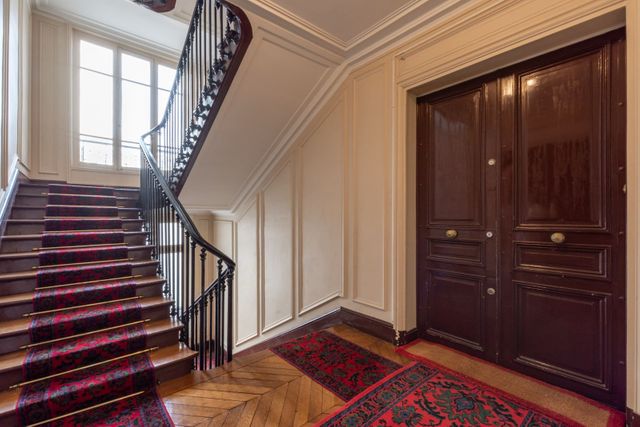 Appartement F7 &agrave; vendre - 7 pi&egrave;ces - 187 m2 - Paris - 75008 - ILE-DE-FRANCE