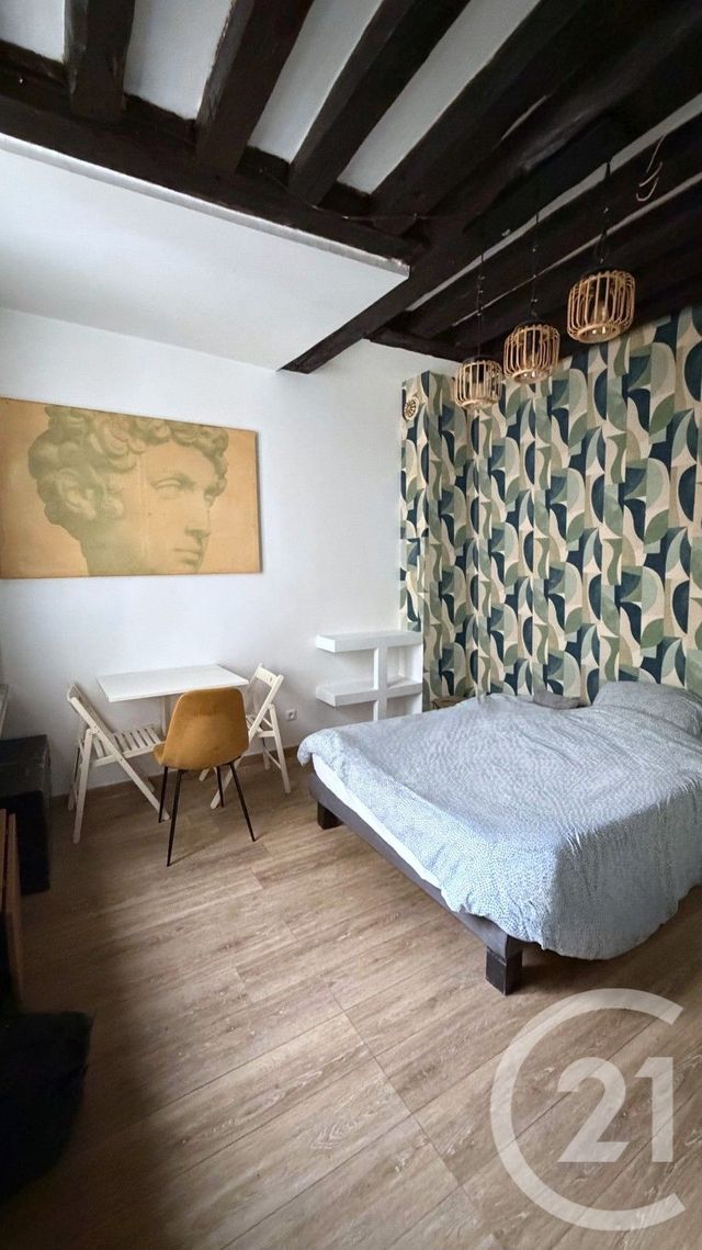 Appartement F1 à vendre PARIS