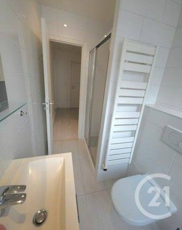 Appartement F2 &agrave; vendre - 2 pi&egrave;ces - 38 m2 - Paris - 75011 - ILE-DE-FRANCE