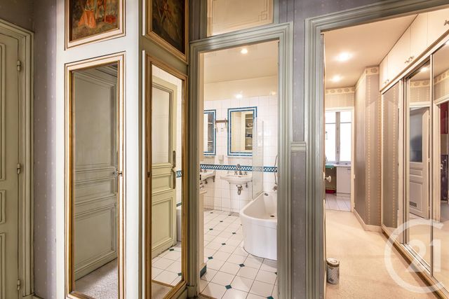 Appartement &agrave; vendre - 7 pi&egrave;ces - 184,04 m2 - Paris - 75012 - ILE-DE-FRANCE