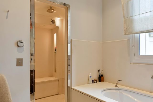 Appartement F5 à vendre - 5 pièces - 181 m2 - Paris - 75008 - ILE-DE-FRANCE