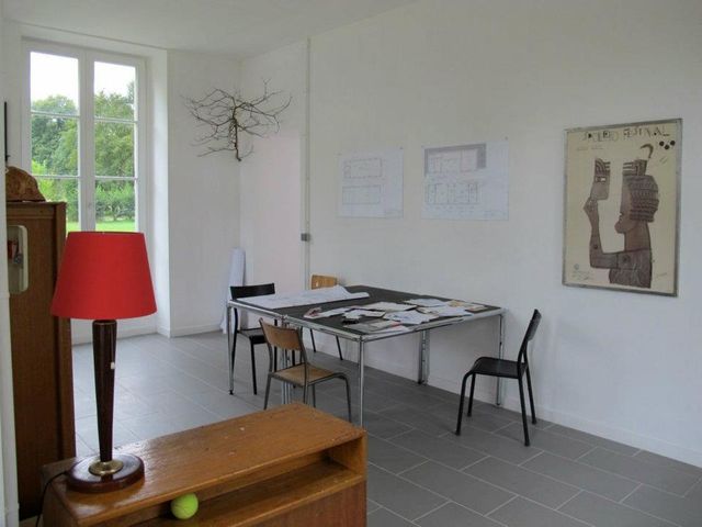 Maison à vendre - 28 pièces - 1500 m2 - 02 - PICARDIE