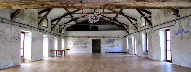 Maison à vendre - 28 pièces - 1500 m2 - 02 - PICARDIE