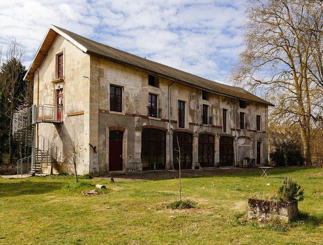 Maison à vendre - 28 pièces - 1500 m2 - 02 - PICARDIE