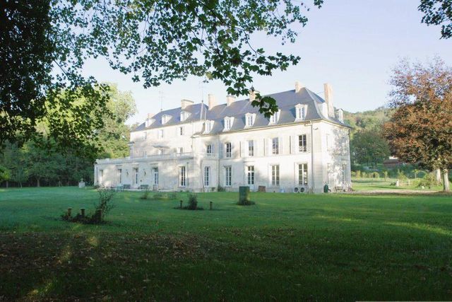 Maison à vendre - 28 pièces - 1500 m2 - 02 - PICARDIE
