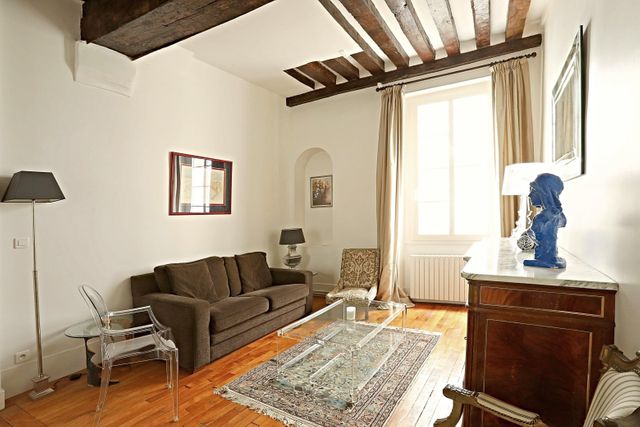 Afficher la photo en grand Appartement F4 à vendre - 4 pièces - 83,20 m2 - Paris - 75004 - ILE-DE-FRANCE