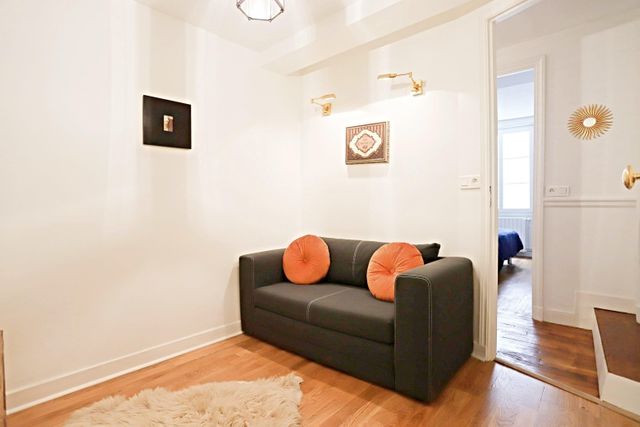 Afficher la photo en grand Appartement F4 à vendre - 4 pièces - 83,20 m2 - Paris - 75004 - ILE-DE-FRANCE