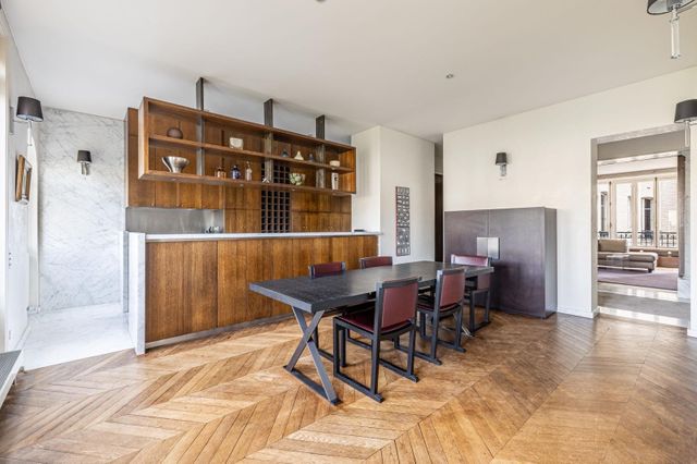 Appartement F5 &agrave; louer - 5 pi&egrave;ces - 174,01 m2 - Paris - 75007 - ILE-DE-FRANCE